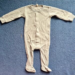 NWOT - Quincy Mae Velour Gray Kids Footie